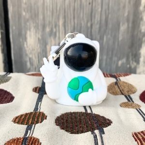 Bath and body works astronaut pocketbac holder
